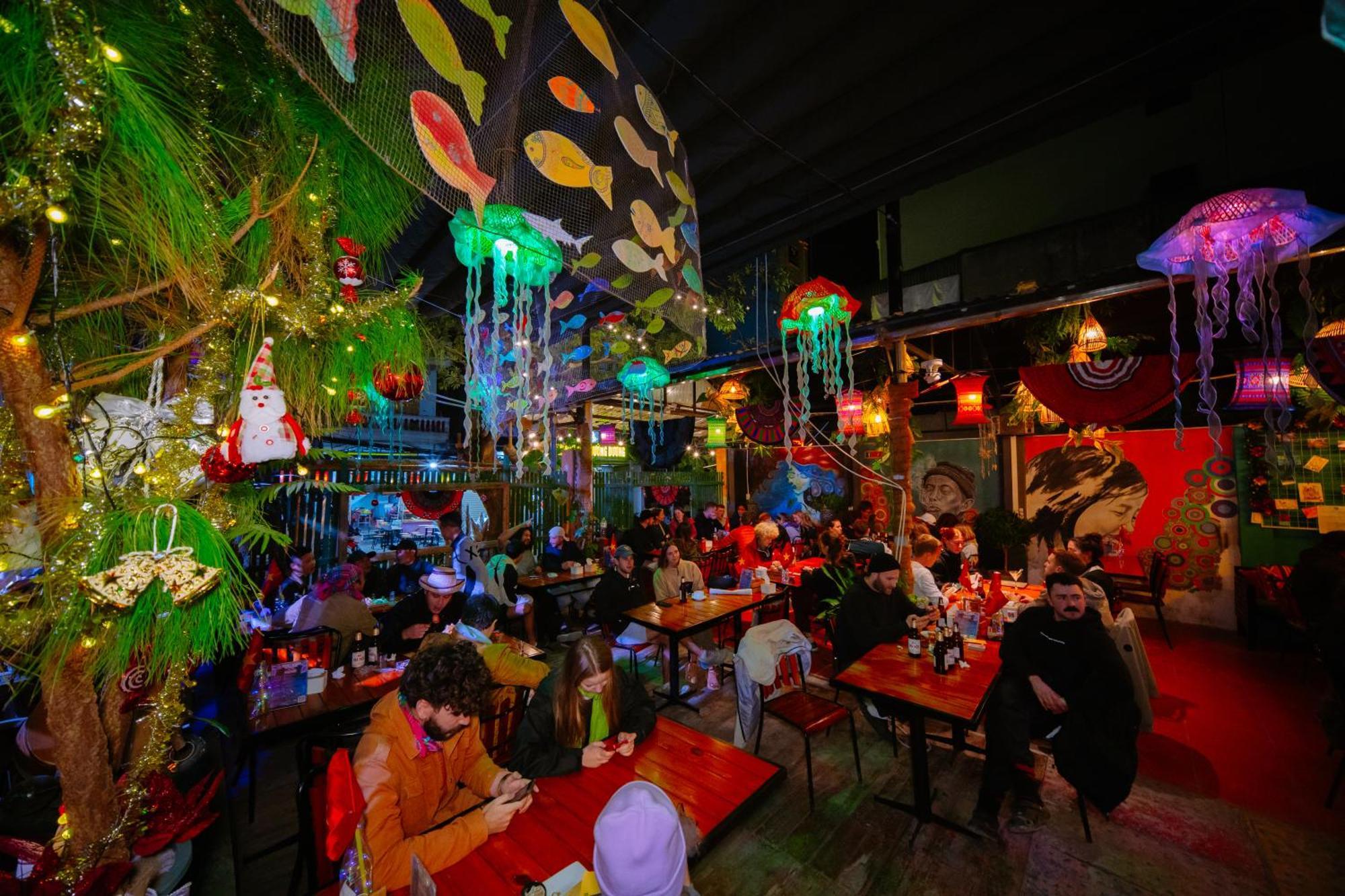 Hostel Secret Garden Cat Ba Dong Khe Sau Zewnętrze zdjęcie